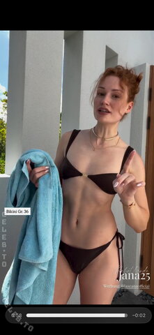 Jana Heinisch nude photo 2