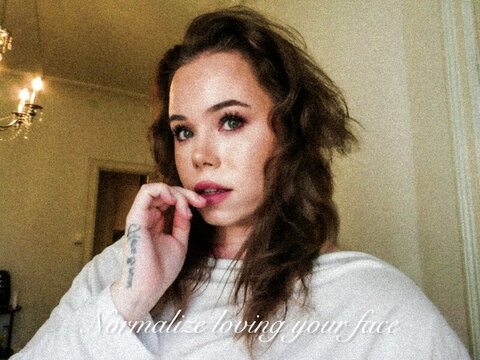 Jana Kristina Heiland nude photo 28