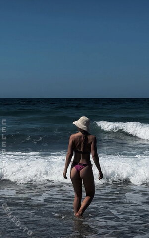 Jana Wolf / jana_officialx Fresh (1 photo)