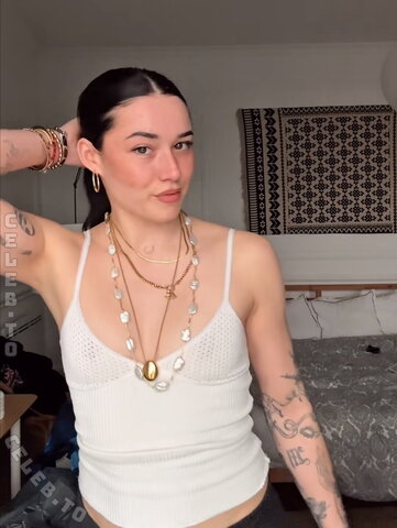 Janaxnell nude photo 17