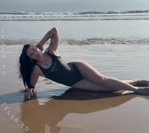 Janaxnell photo 1