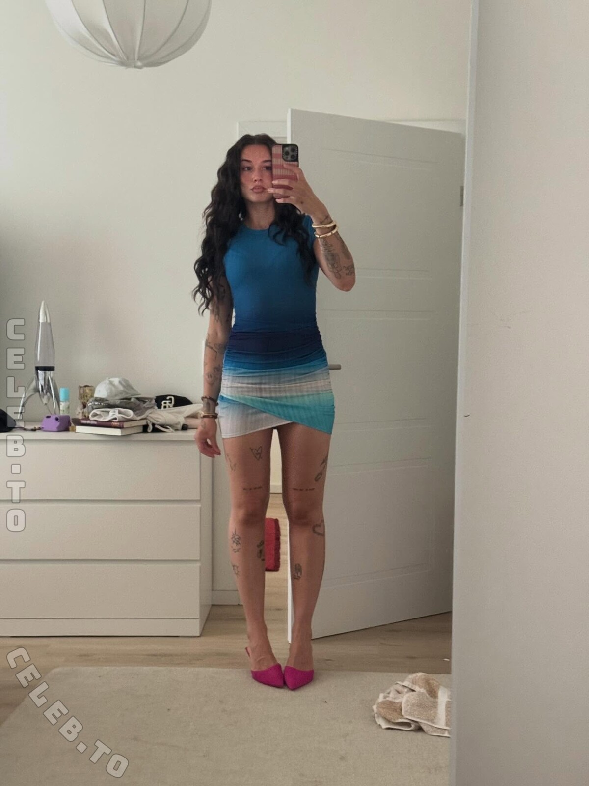 Janaxnell nude photo 4