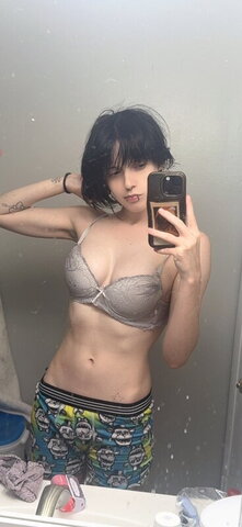 Jane nude photo 5