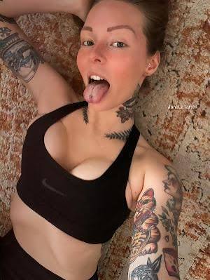 JaneLatarte nude photo 1