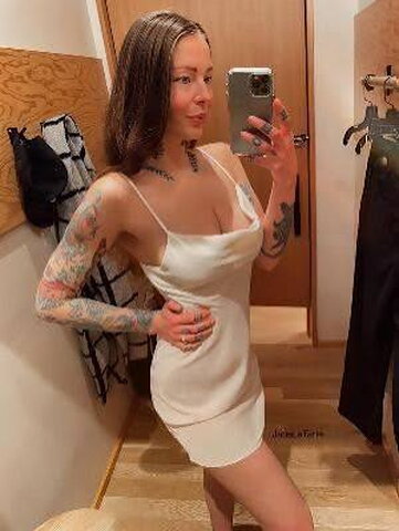 JaneLatarte nude photo 1