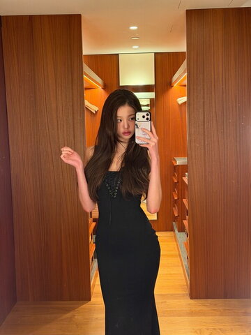Jang Won-young nude photo 60