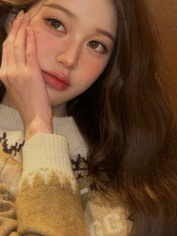 Jang Won-young New (34 photos)