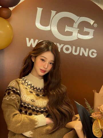 Jang Won-young nude photo 43