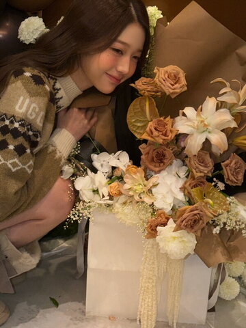 Jang Won-young nude photo 26