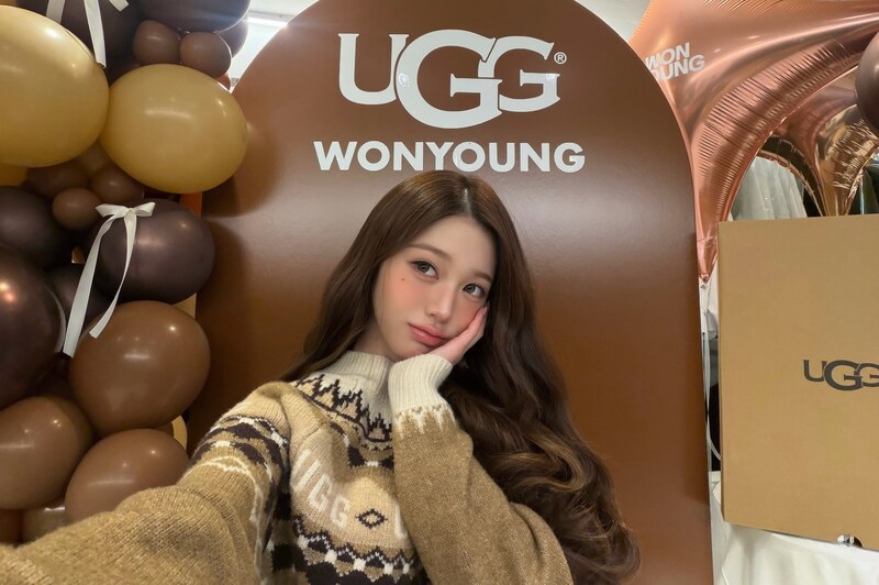 Jang Won-young nude photo 22