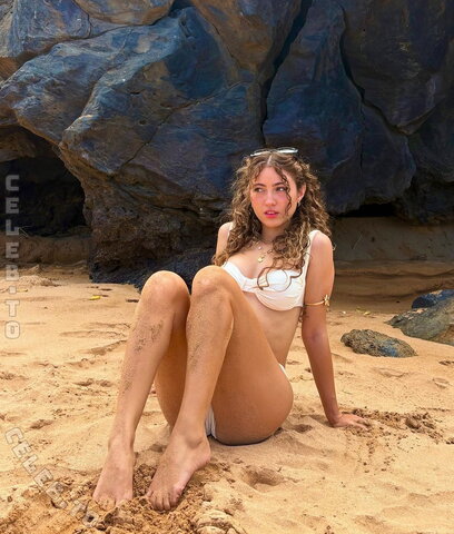 janicee.janicee photo 2