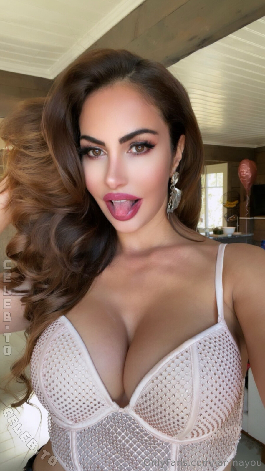 Janina Youssefian nude photo 3