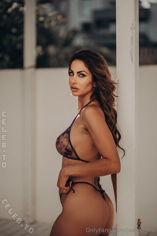 Janina Youssefian nude photo 5
