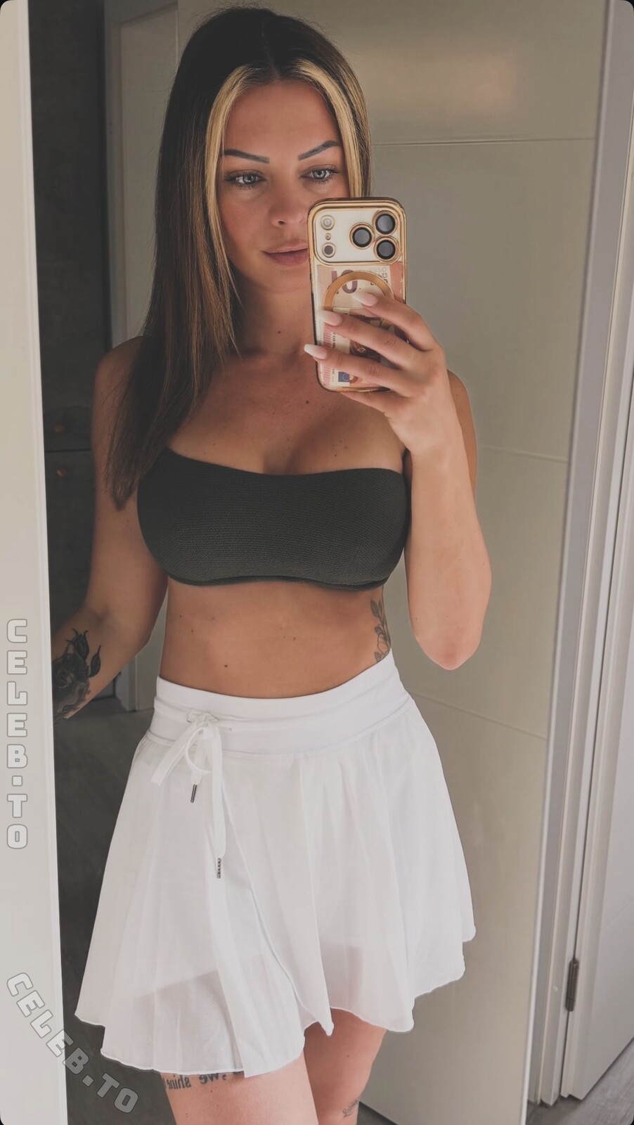 Janine Sachraj nude photo 8