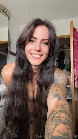 Janine Schmidt nude photo 48