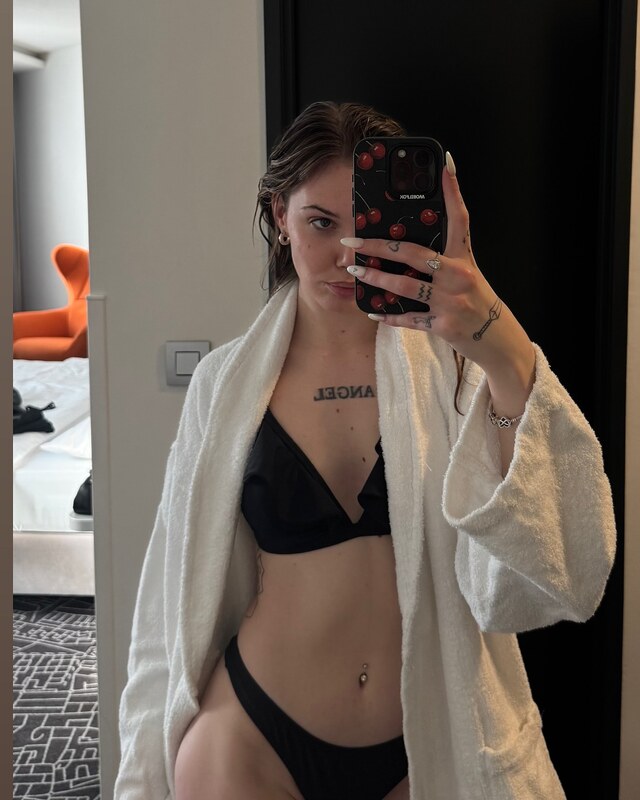 Janka Šiminská nude photo 18