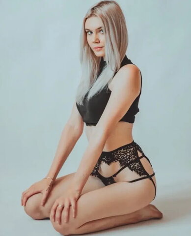 Janka Šiminská nude photo 5