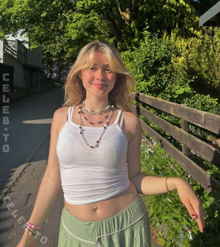 Janne Sophie nude photo 3