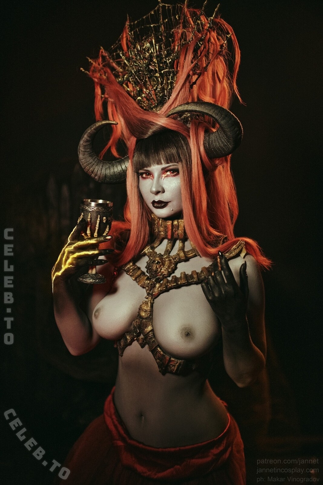 Jannetincosplay nude photo 3