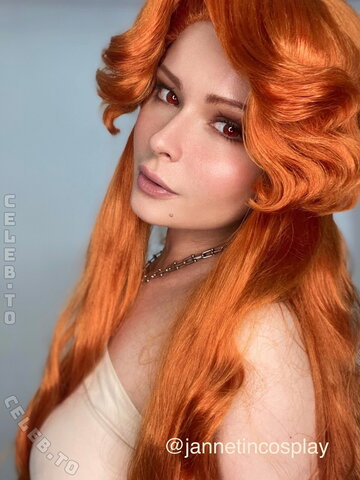 Jannetincosplay nude photo 16