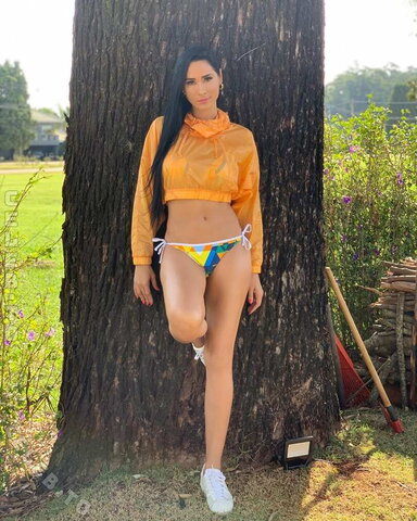 Jaqueline Carvalho nude photo 4