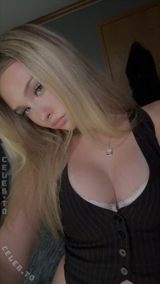 jayden tay nude photo 5