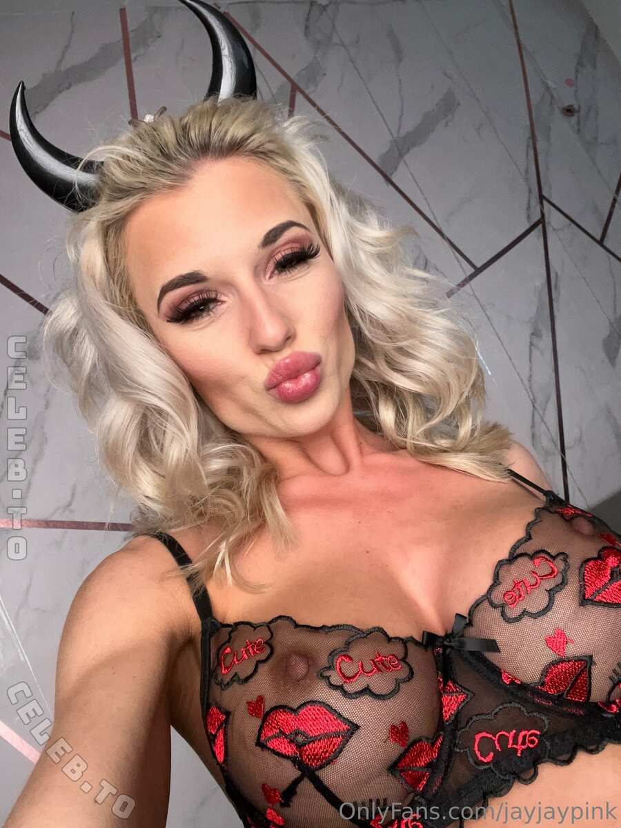 JayJayPink nude photo 2