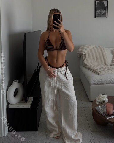Jazmin.Alice nude photo 5