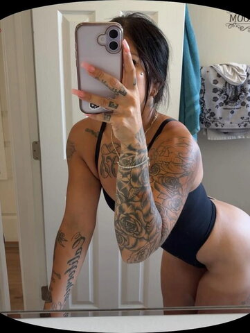 __jazzyfeyxo nude photo 3
