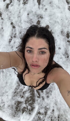 Jeannie-Naomi Wagner nude photo 12