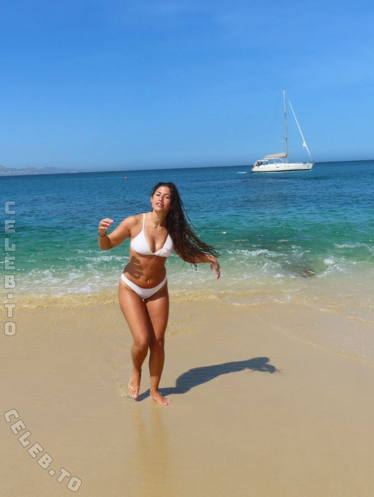 Jeannie-Naomi Wagner nude photo 7