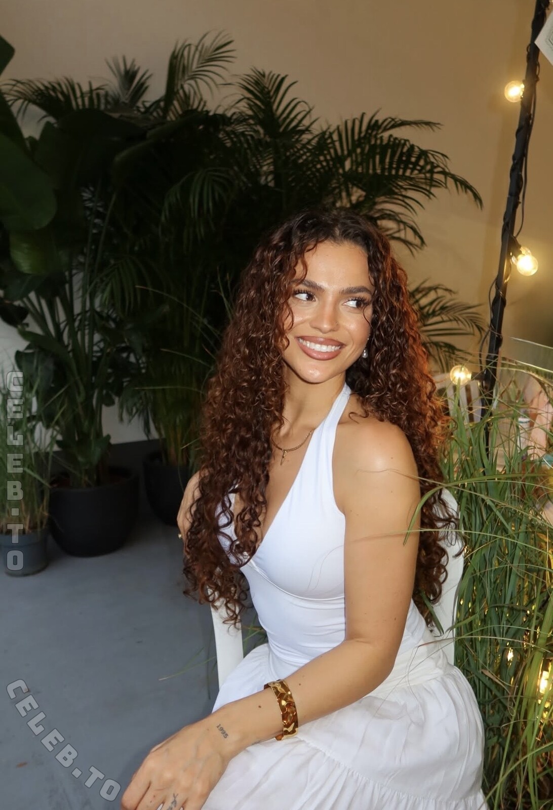 Jeje Lopes nude photo 1