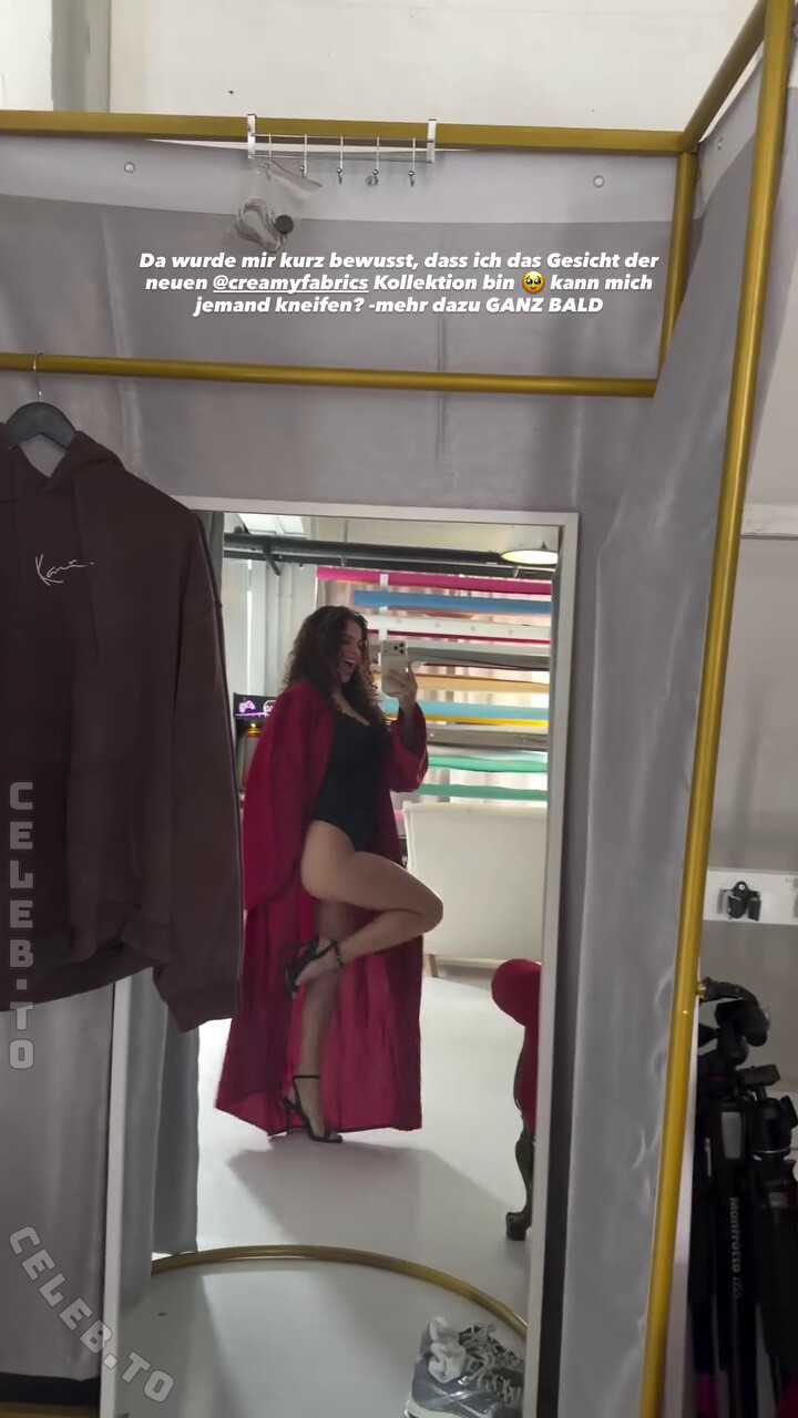 Jeje Lopes nude photo 2