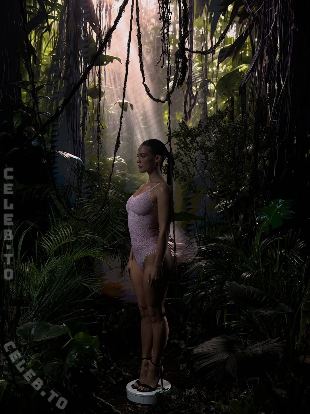 Jeje Lopes nude photo 4