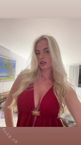 Jellina nude photo 10