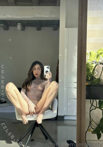 Jena Wolfy nude photo 2