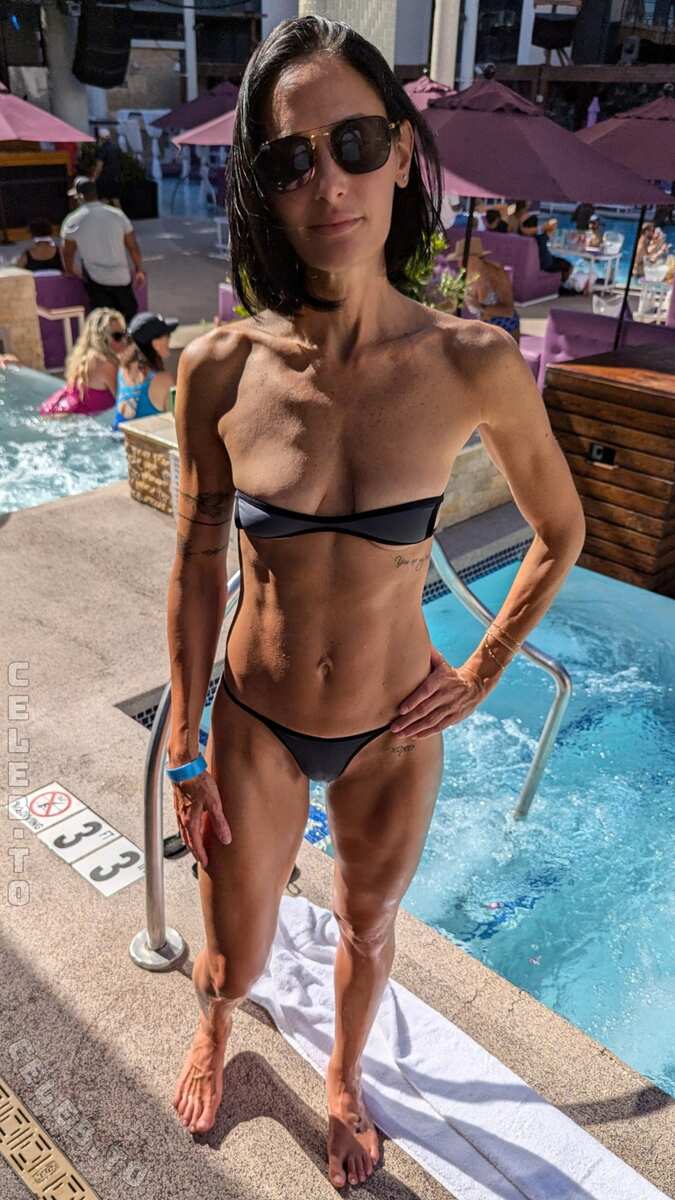 Jenn Graham nude photo 20