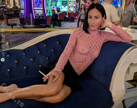 Jenn Graham nude photo 3