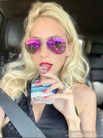 Jenna Jay – Hottie from Michigan recently discovered