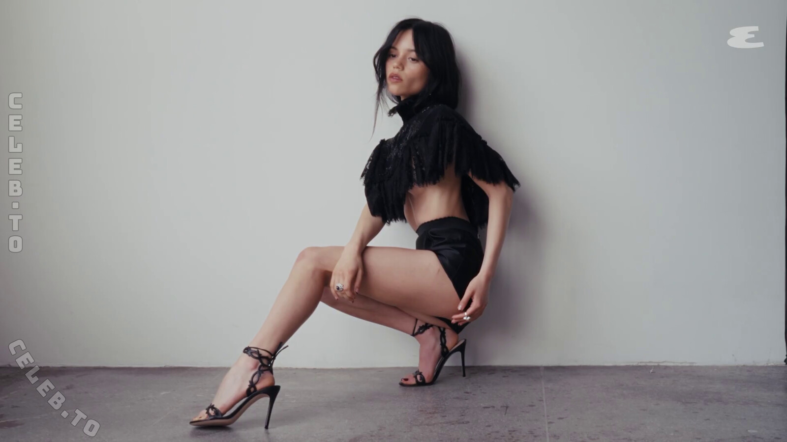 Jenna Ortega nude photo 3