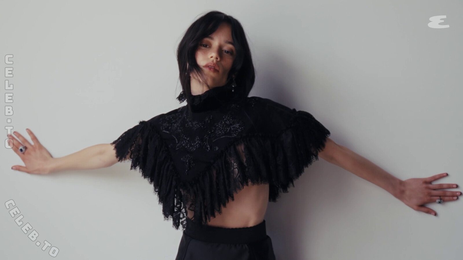 Jenna Ortega nude photo 4