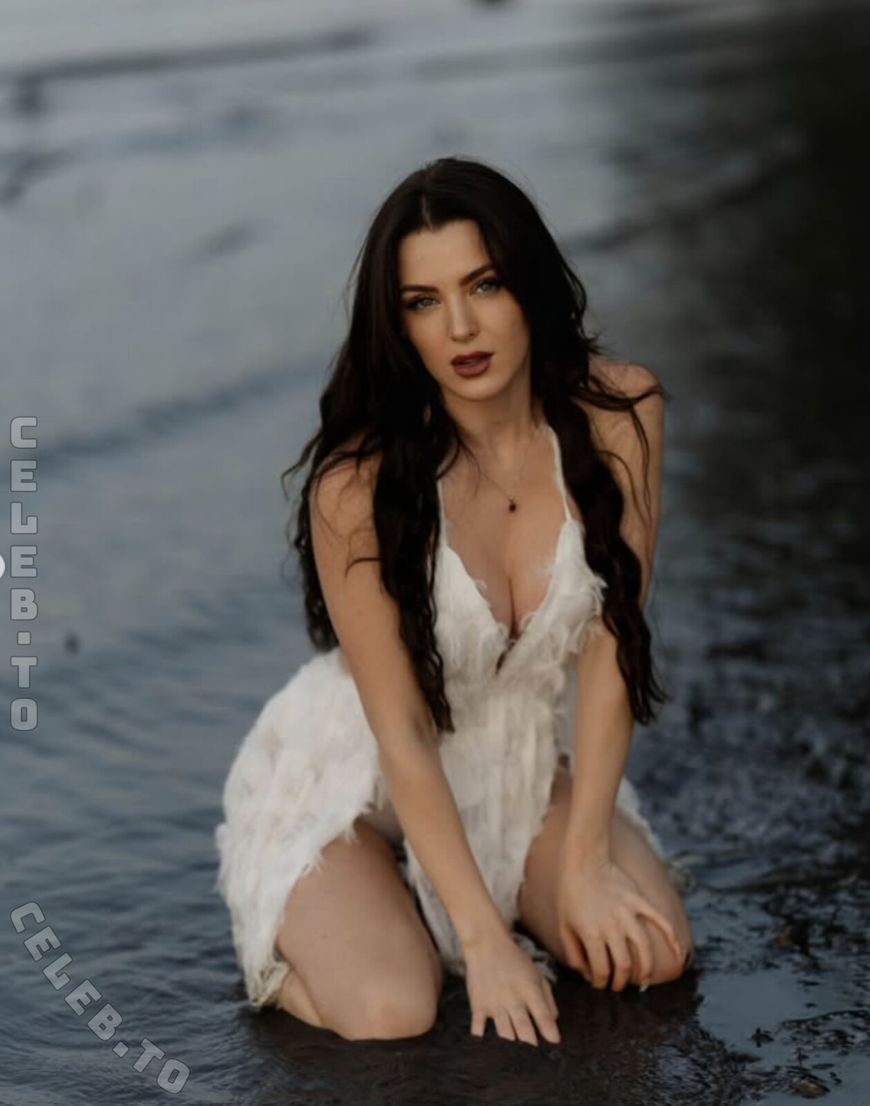 Jennifer Degenhart nude photo 4