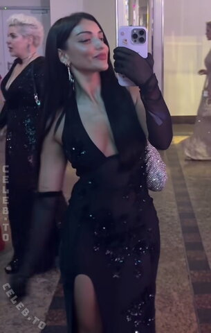Jennifer Iglesias nude photo 11