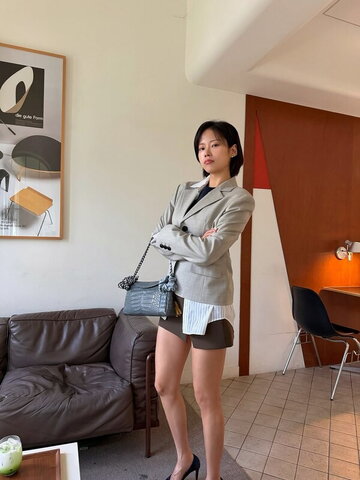 Jennifer Kim nude photo 15