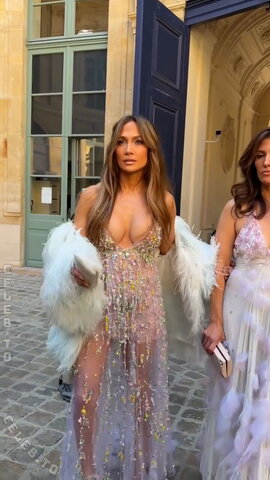 Jennifer Lopez nude photo 82