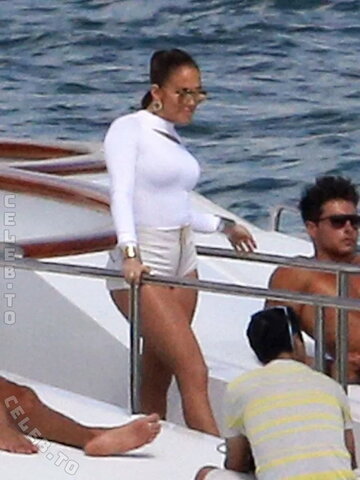 Jennifer Lopez photo 3
