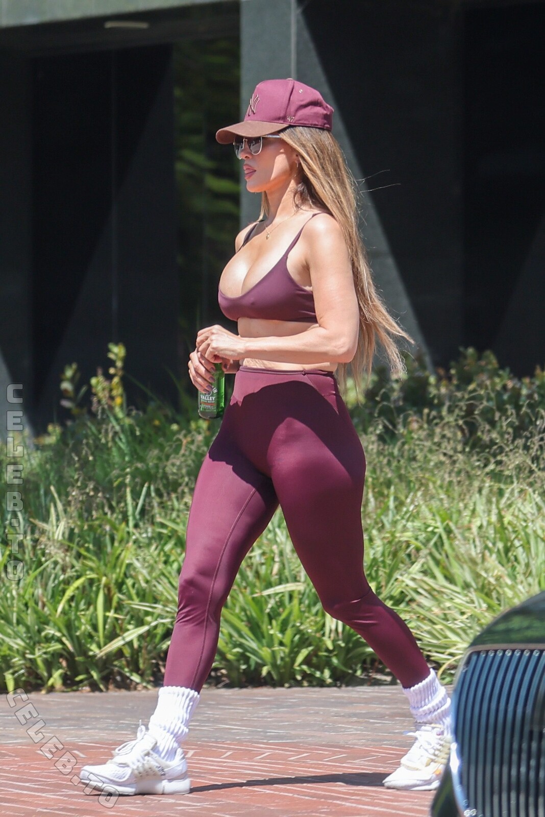 Jennifer Lopez nude photo 7