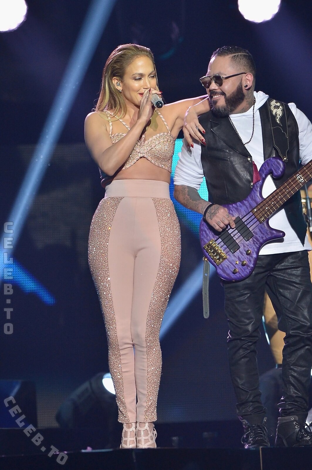 Jennifer Lopez nude photo 12