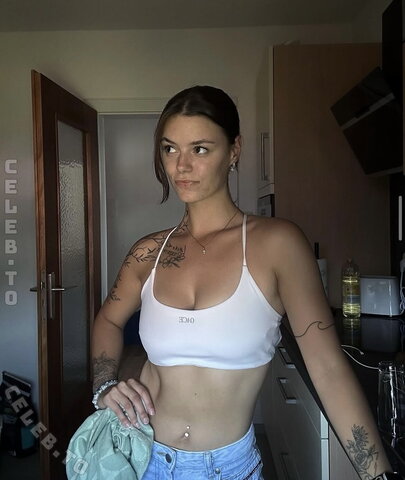 Jennifer_hfmn Sexy (1 photo)