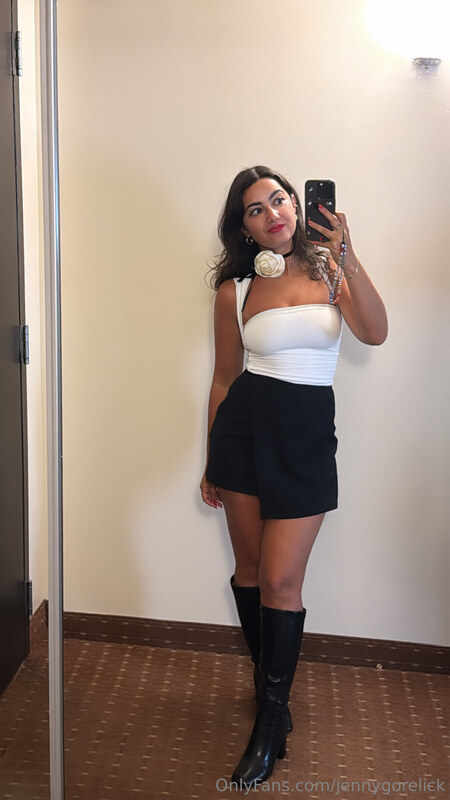 Jenny Gorelick nude photo 19